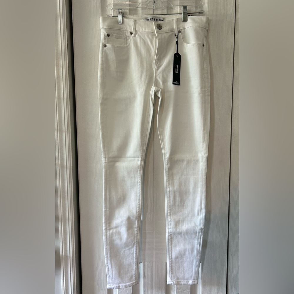 NWT White Legging Jeans